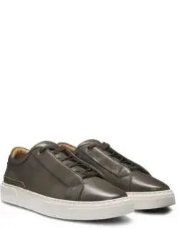 Trainers With Hidden Laces