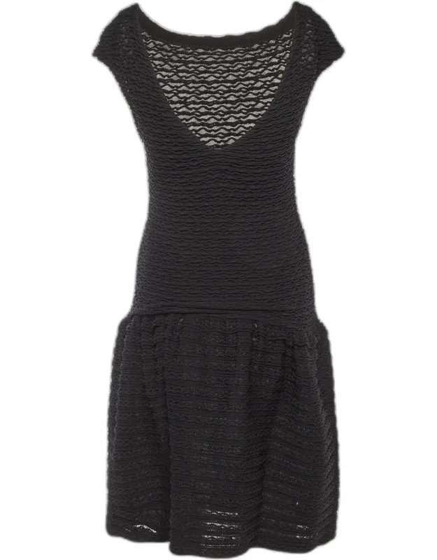 Wavy Textured Knit Knee Length Dress
