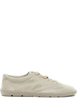 Sneakers & Slip-ons