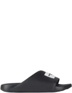 Label Slide Flat Sandals