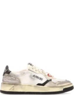 Sneakers & Slip-ons