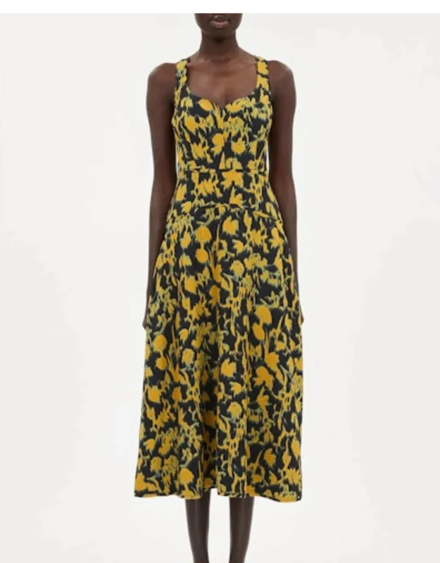 Sweetheart Neckline Midi Dress