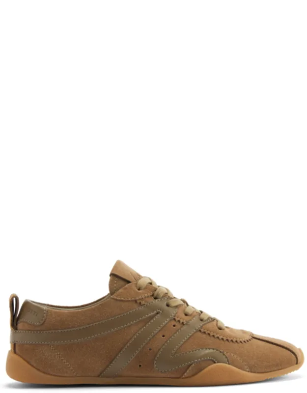 Low-top Sneakers