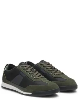 Low-top Trainers