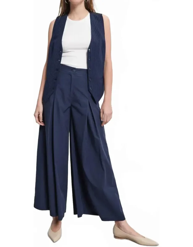 Pleated Trousers