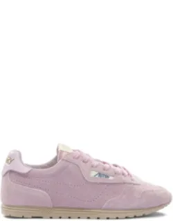 Sneakers & Slip-ons