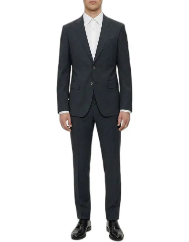 Suit