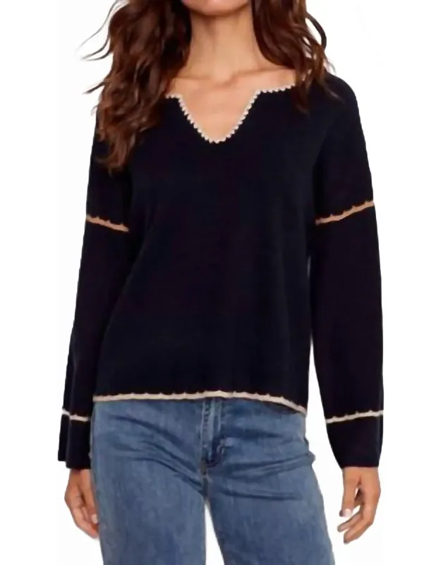 Notched Neck Rib Embroidered Sweater