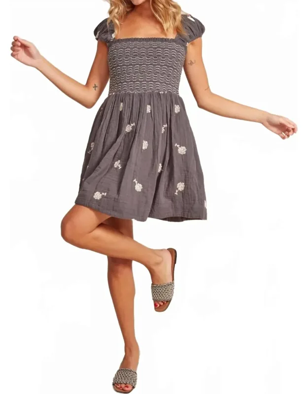 Shirred Embroidery Dress