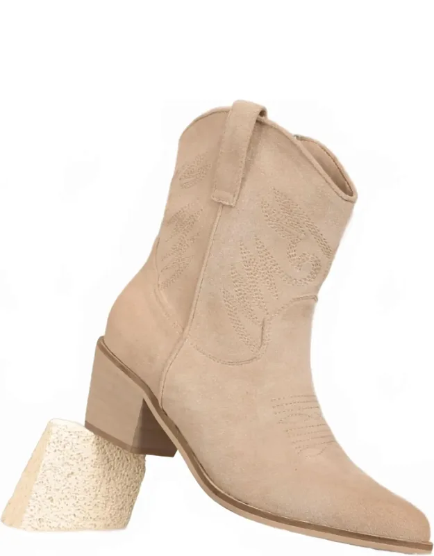 Casey Boots