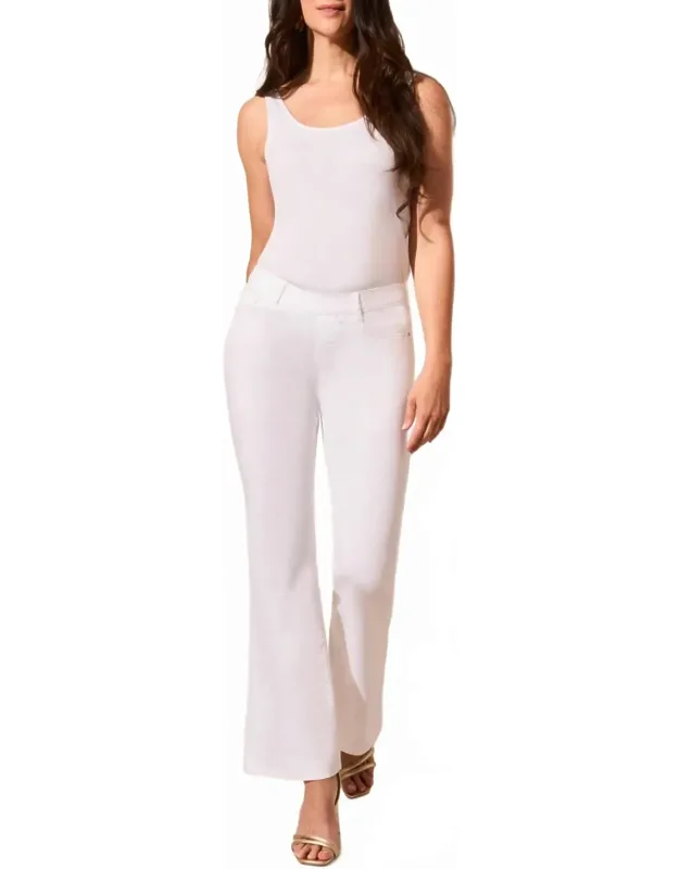 Pull-on Flare Jeans