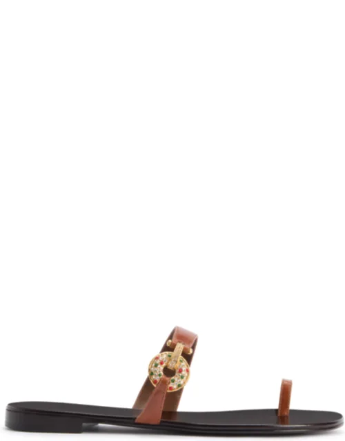 Jaylen Flat Sandals