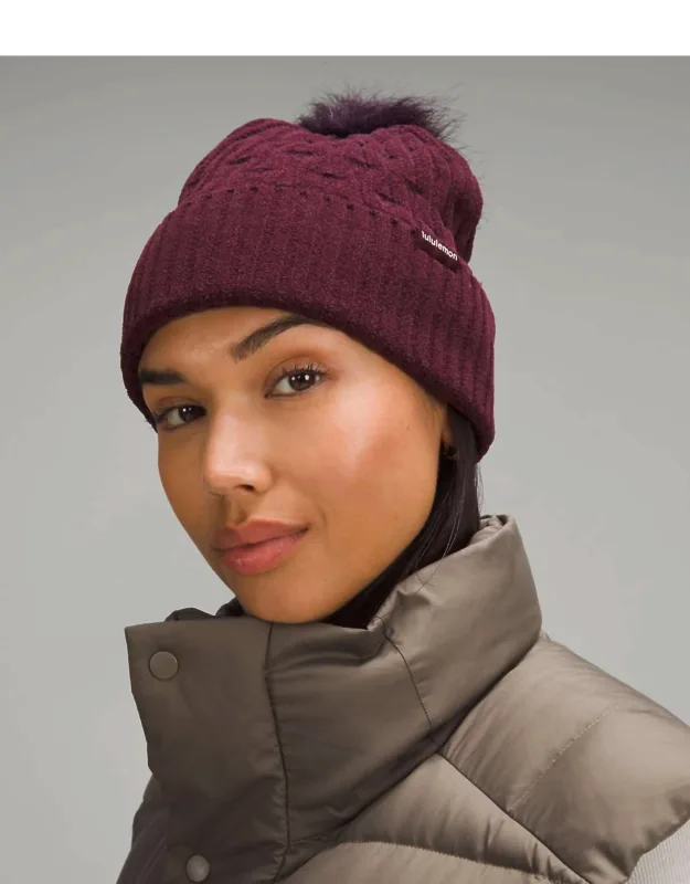 Cable Knit Pom Beanie