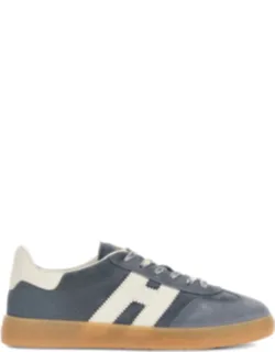 Textured Low-top Sneakers