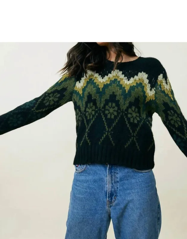 Zig Zag Jacquard Pullover