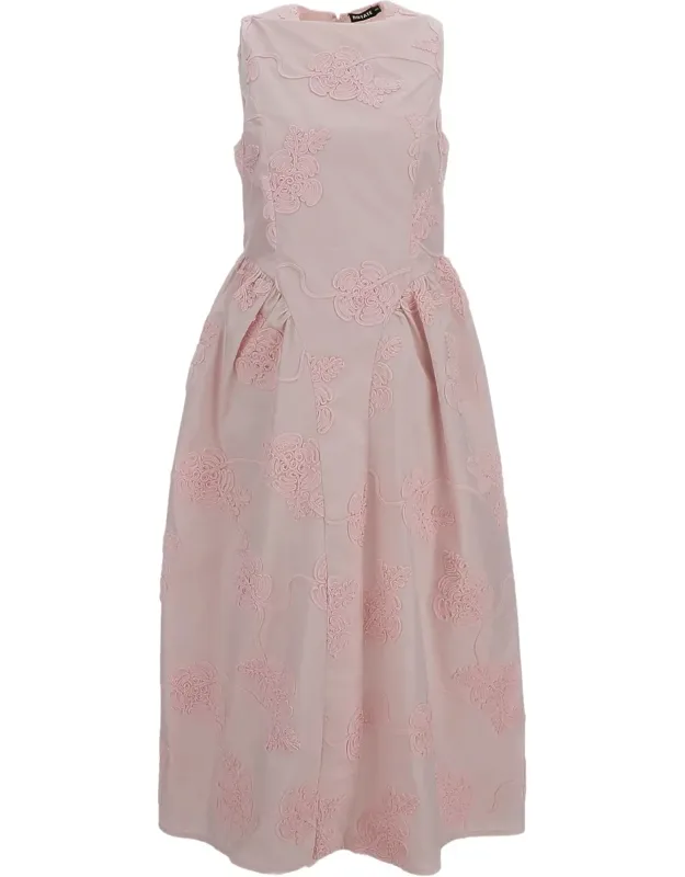 Flattering Dress With Smooth Texture