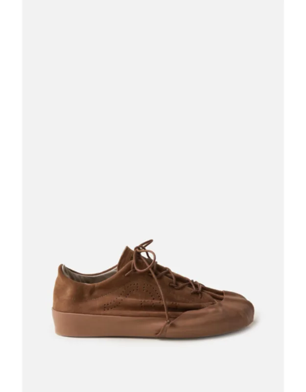 Art Couture Trainer