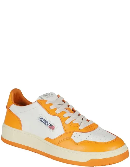 Medalist Low Sneakers
