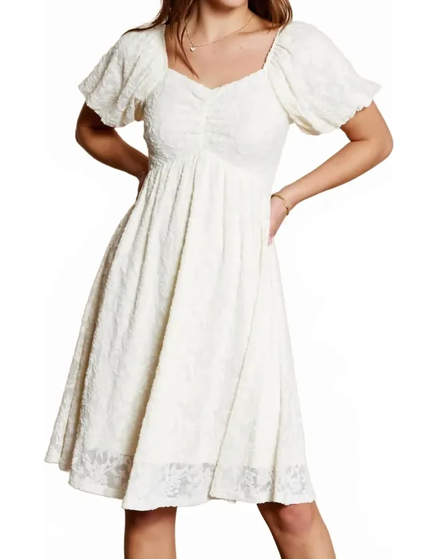 Stretch Lace Sweetheart Neckline Dress