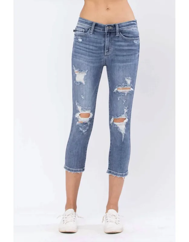 Destroyed Mid-rise Capri Jeans