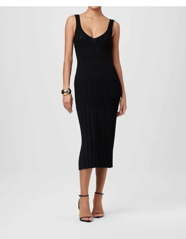 V-neck Sleeveless Dress