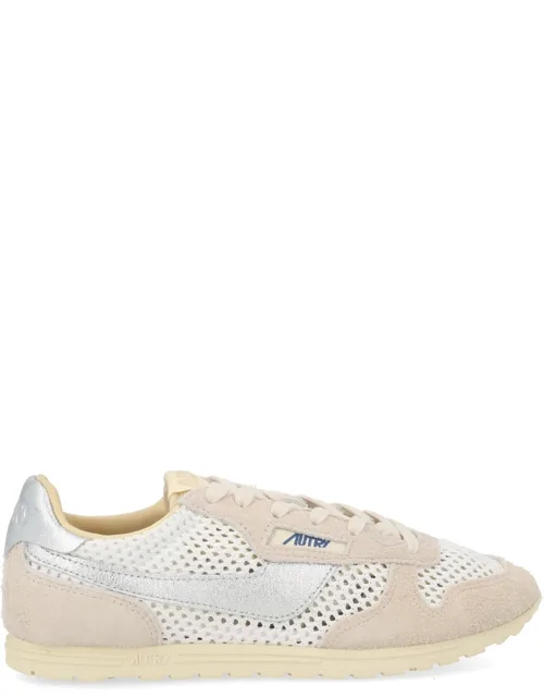Windspin Sneakers