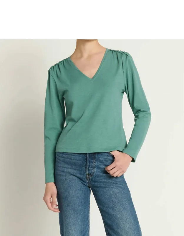 Remi V-neck Top