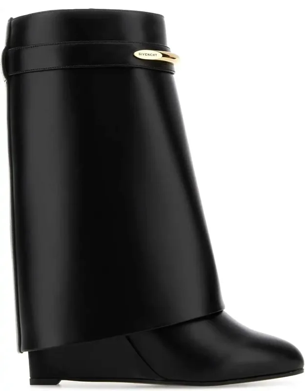 Leather Shark Pinch Boots