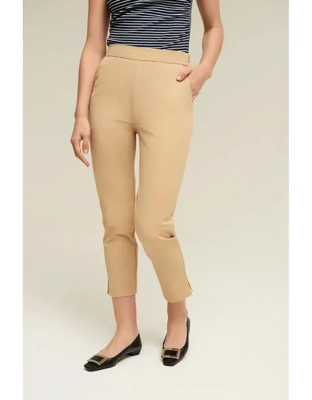 Cropped Pants