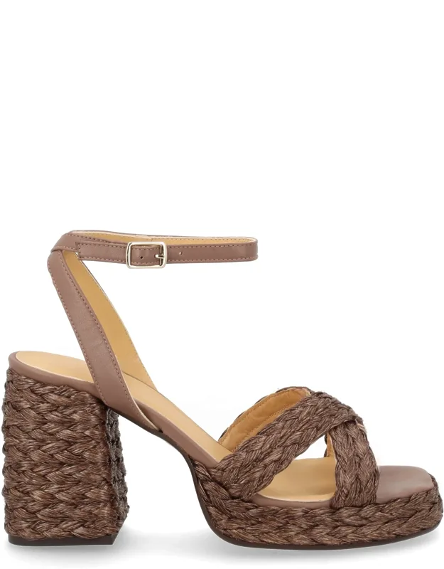 Sandal
