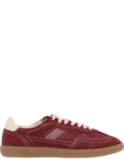 Rife Sneakers