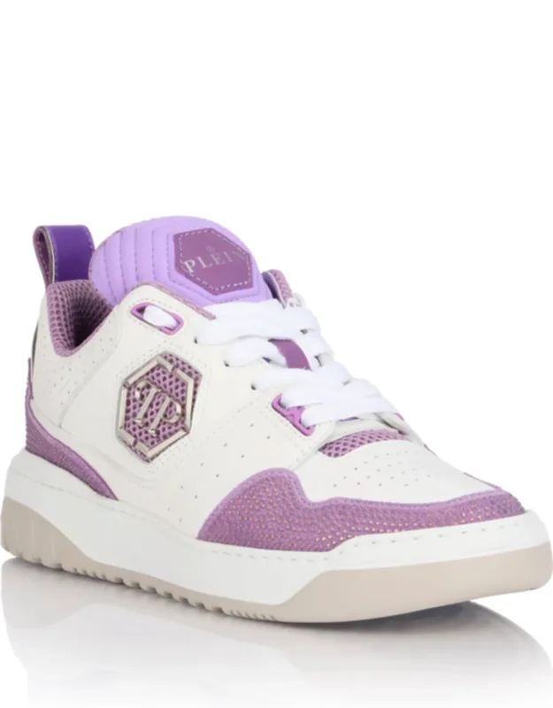 Lo-top Sneakers