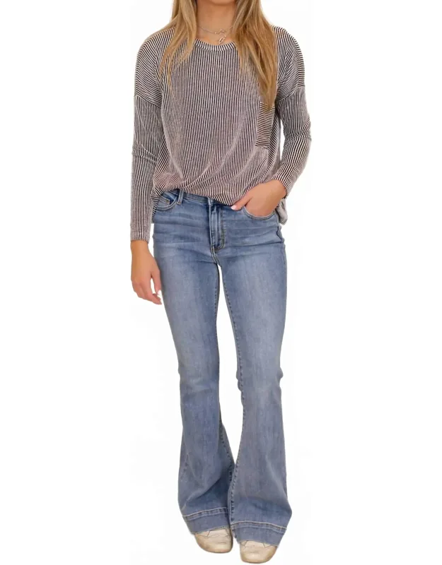 Mid Rise Flare Leg Jeans