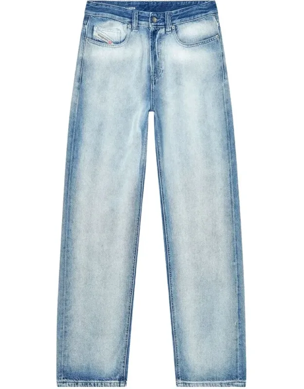 Wide-leg Denim Jeans