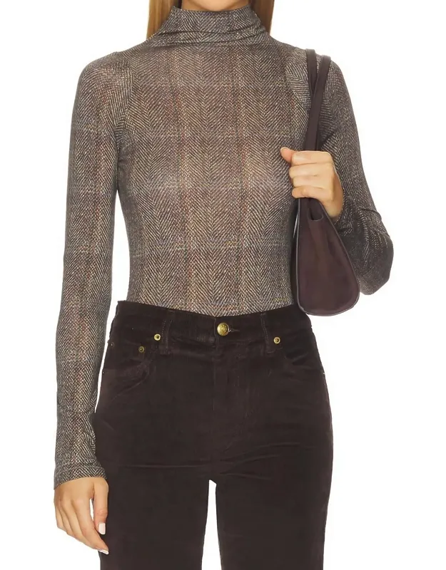 Shaw Paneled Long Sleeve Turtleneck Tee