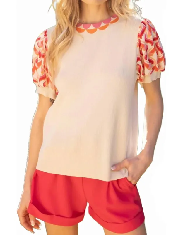 Scallop Neck Printed Short Sleeve Knit Top