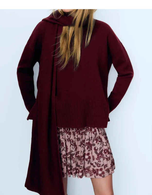 Fantasy Agatha Sweater
