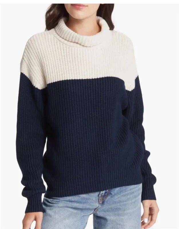 Mozart Turtleneck Jumper