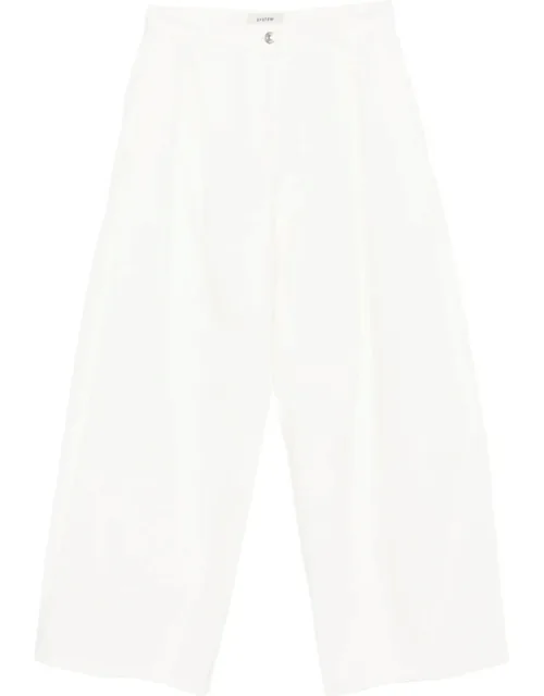 Button-fastening Pleated Jeans