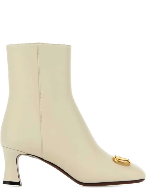 Leather Vlogo Signature Ankle Boots