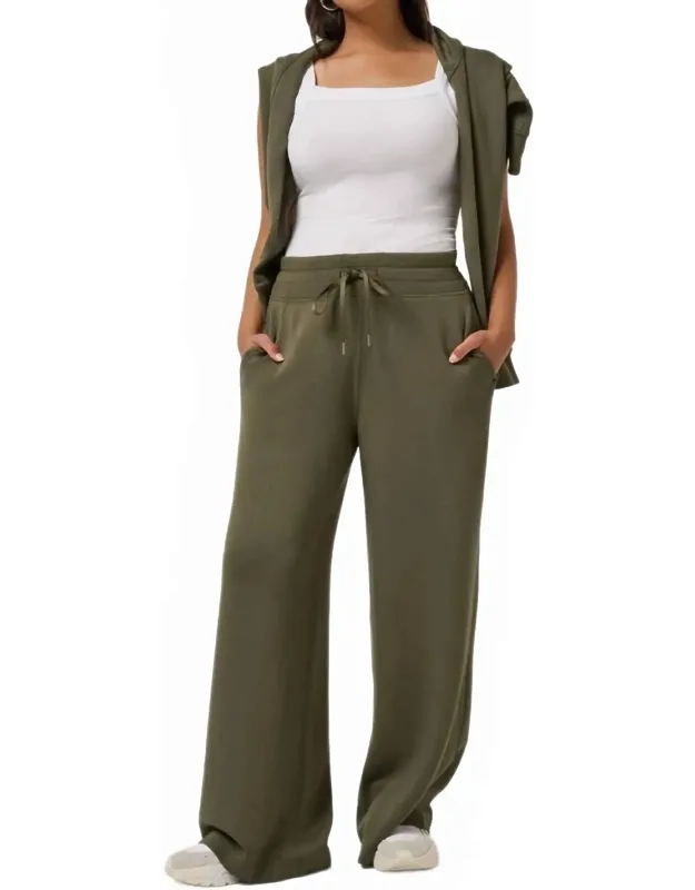 Skyloft Soft Wide Leg Pants