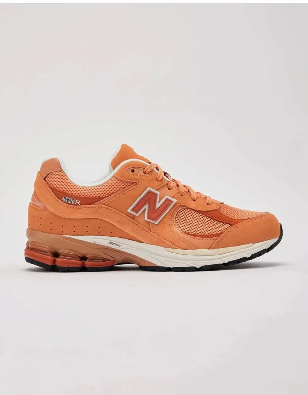 2002r Sneakers