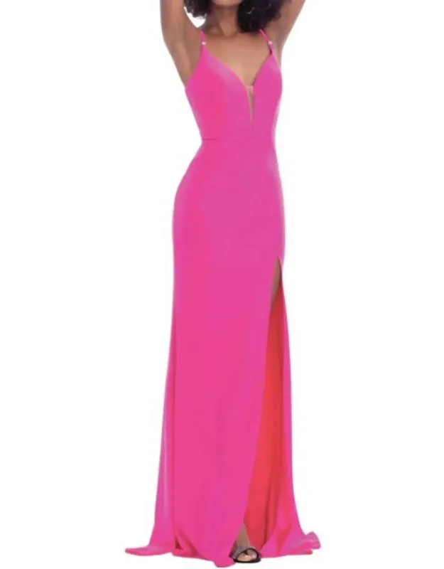 Sleeveless V-neck Maxi Dress