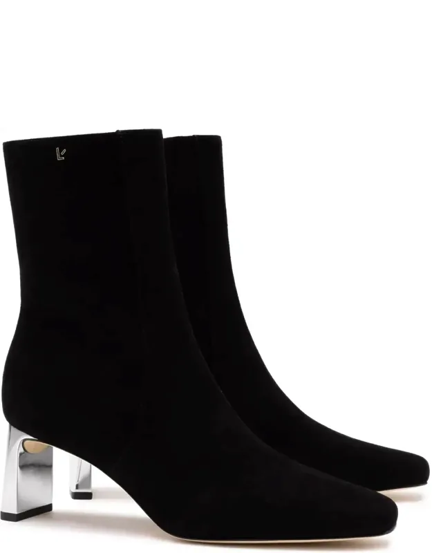 Alexis Boots