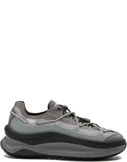 Low-top Sneakers