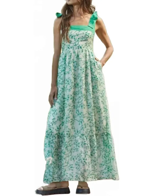 Ivy Lane Maxi Dress
