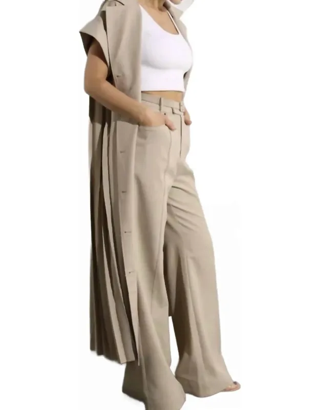Wide Legged Pants