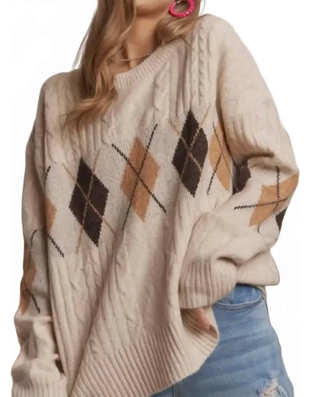 Diamond Pattern Cable Knit Sweater