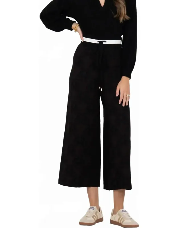 Teddy Crop Trouser With Adjustable Drawstring Waistband And Wide-leg Silhouette