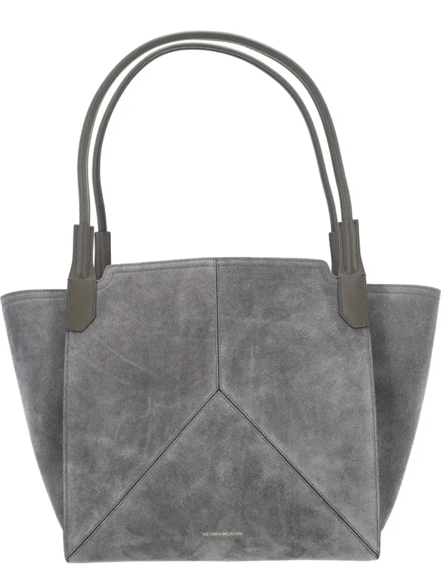 Structured Bag With Minimalist Design